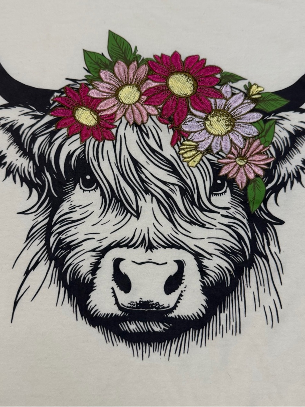 Freeze Brand Cow With Flower Crown Cream T-Shirt Women’s Size Small